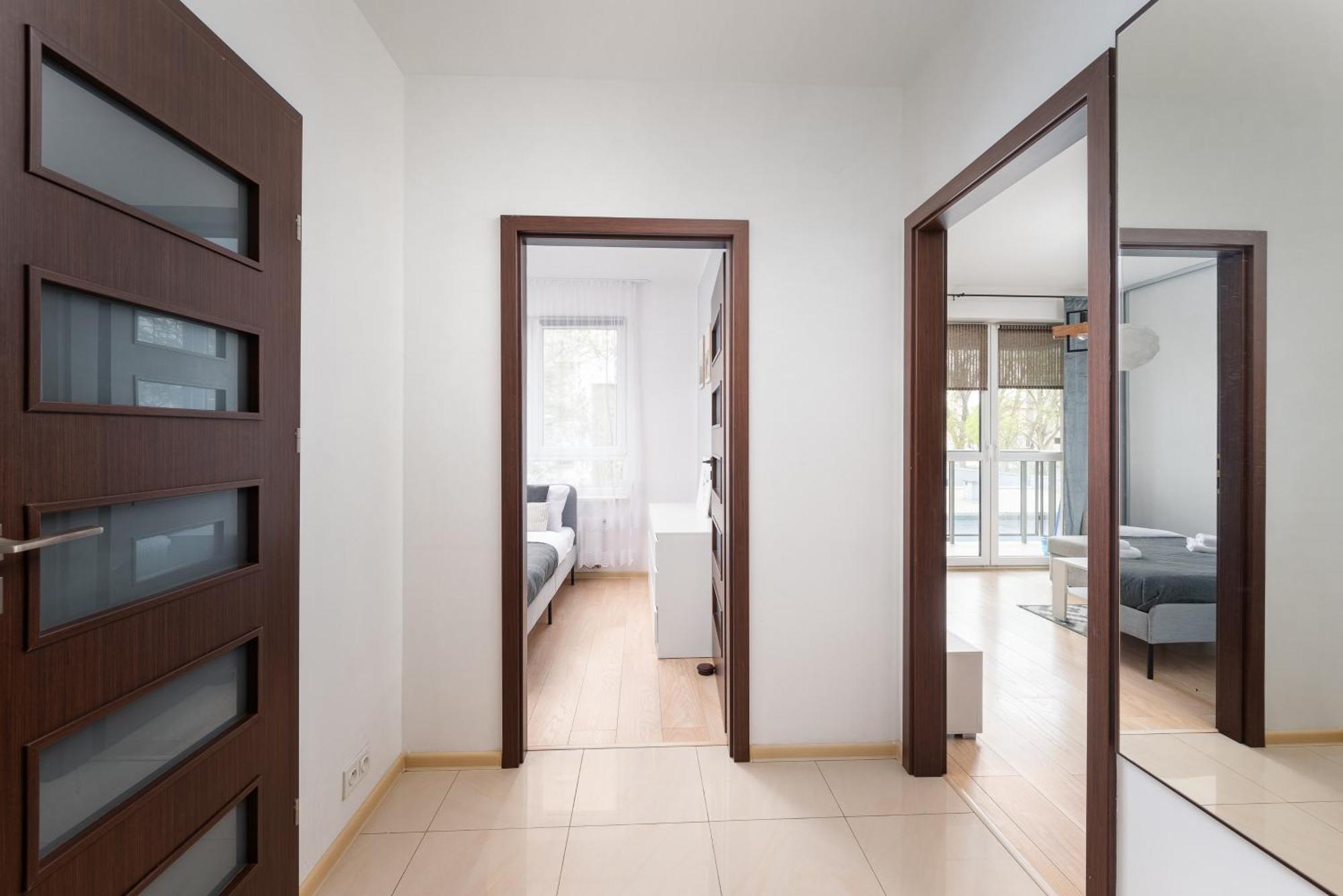 Aleja Krakowska Comfy Apartment Varşovia Exterior foto